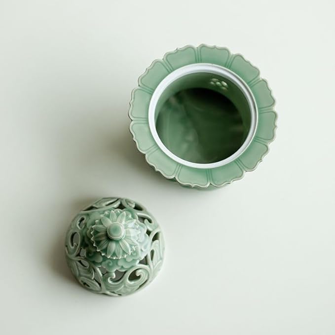 Hermit Life Three-Legged Incense Burner (Celadon), Porcelain Incense Holder with Lotus-Shaped Lid, Green