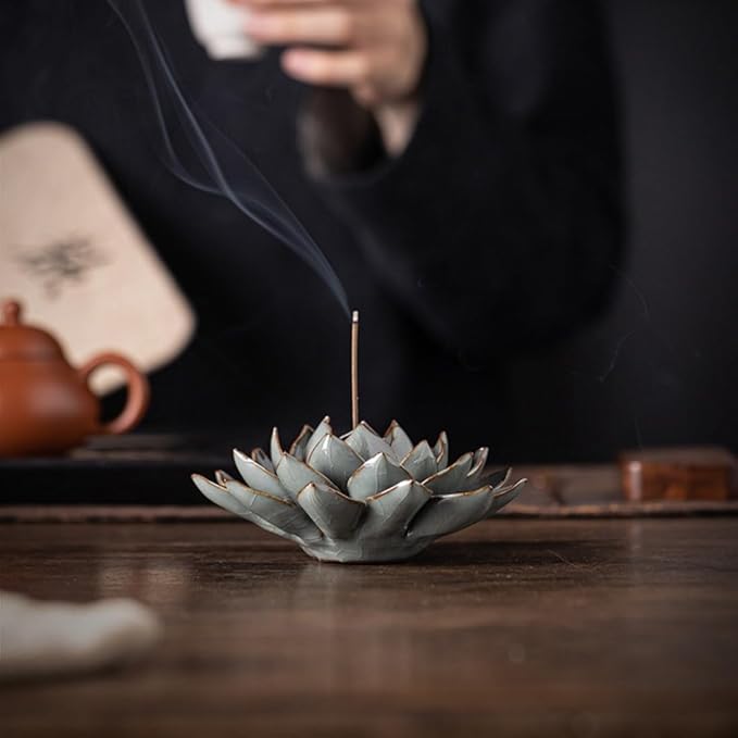 Ceramic Lotus Flower Thread Incense Burner Holder Handmade Zen Aromatherapy Incense Stick Tray for Office Teahouse Yoga Studios (Medium)