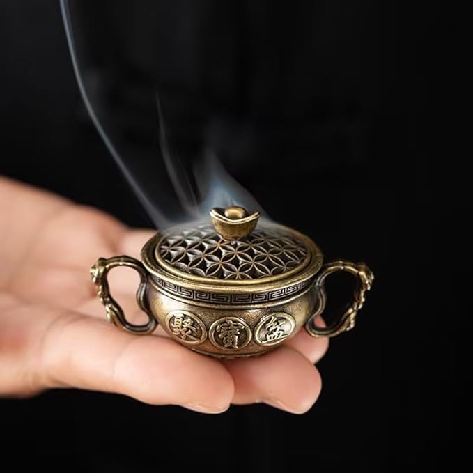 Nepalese-Style Bronze Incense Burner Stand with Geometric Patterns, All-Holiday Compatible Metal Holder for Meditation, Room Decor and Aromatherapy, Cultural Home Accessory (Antique Bronze)