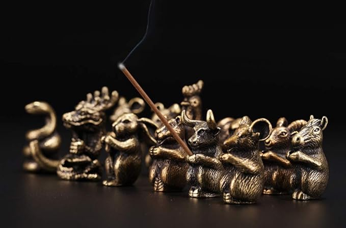DMtse Brass Mini Antique Snake Statue Incense Holder Burner Ornaments Meditation Serene Statue Figurine Collectible Gift