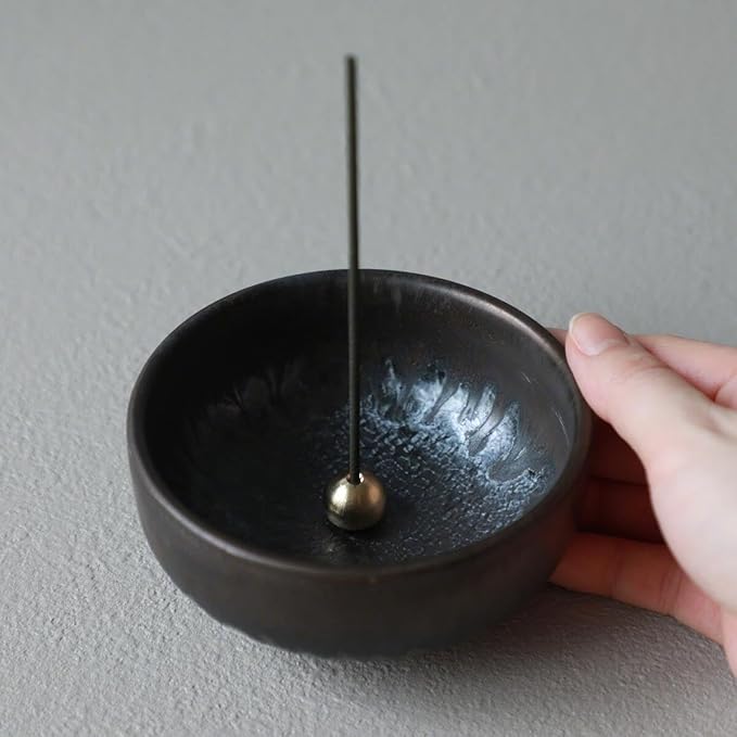 Asayu Japan Low Smoke Incense Gift Set with Incense Holder and Brass Stand, Sandalwood Incense Sticks with Zen Holder