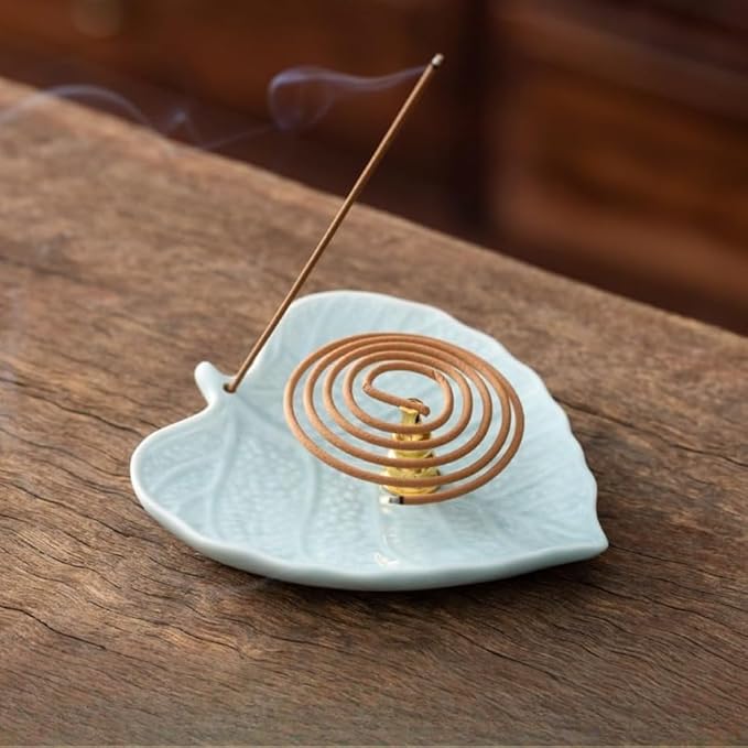 Handmade Ceramic Incense Burner Holder – Leaf Shape Incense Ash Catcher Tray for Sticks & Coil Incense, Zen Meditation Home Decor, Yoga Altar Aromatherapy Gift