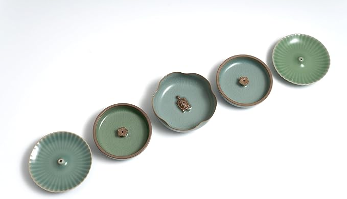 Five-piece Handmade Blue Porcelain Incense Burner Gift Set, Featuring a Design of a Turtle and Flowers, Used as a dust Collector for Meditation, Yoga and Zen Home Decoration.