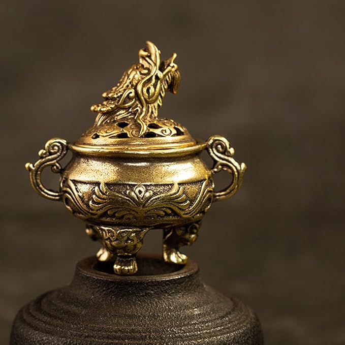 Amosfun Tripod Incense Burner Vintage Brass Incense Holder for Home Decor Meditation Aromatherapy with Stable Three-Legged Design 2.04X1.96X1.96In