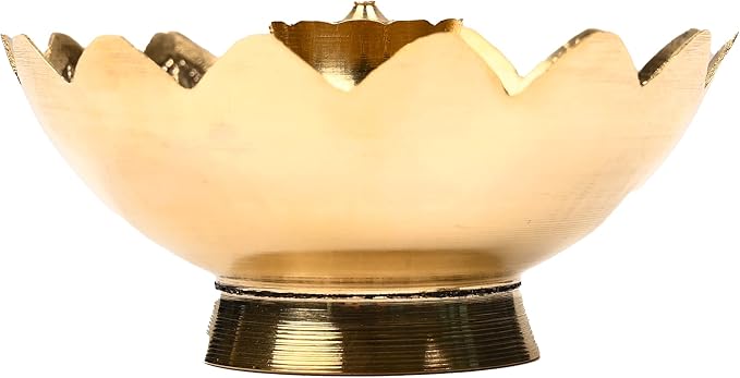 Brass Incense Holder Lotus Stick Incense Burner Cone Incense Holder Ash Catcher Agarbatti Stand Holder Artistic Lotus Flower Censer Plate Incense Tray New year Pooja Decorations (Golden)(3 Inches)