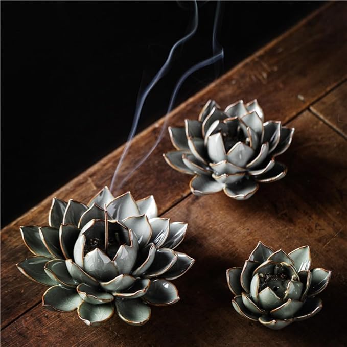 Ceramic Lotus Flower Thread Incense Burner Holder Handmade Zen Aromatherapy Incense Stick Tray for Office Teahouse Yoga Studios (Large)