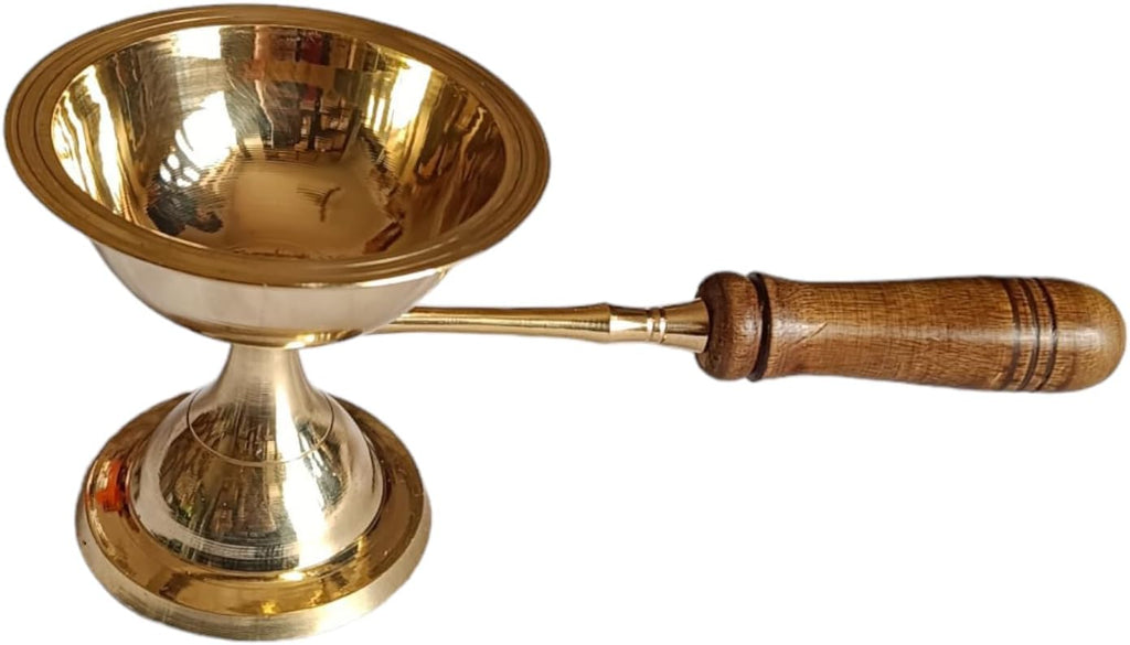 BHAVICREATION Brass Aarti Diya with Wooden Handle Brass Camphor Dhoop Arti Wooden Handle Puja Arti (130 Gram Length=8 inch)