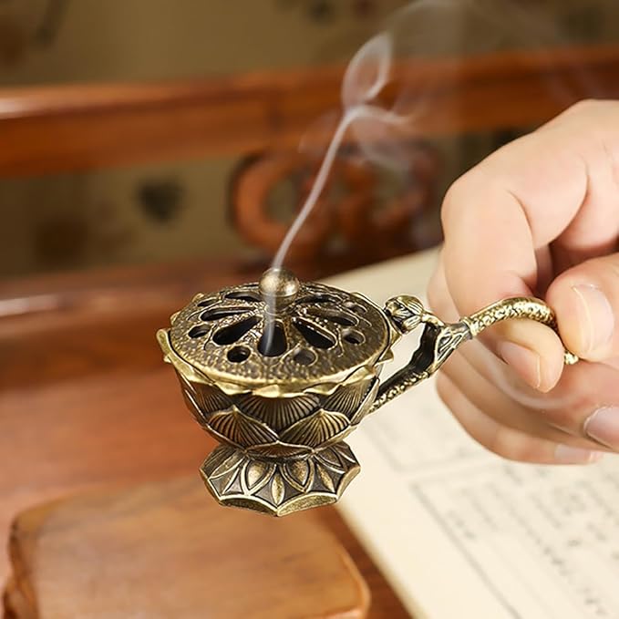 1Pcs Mini Zinc Alloy Lotus Flower Incense Holder with Lid Retro Hollow Out Ash Catcher with Handle for Cones for Yoga Spa Aromatherapy Enthusiasts