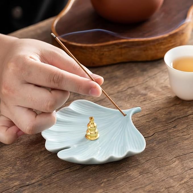 Handmade Ceramic Incense Burner Holder – Leaf Shape Incense Ash Catcher Tray for Sticks & Coil Incense, Zen Meditation Home Decor, Yoga Altar Aromatherapy Gift