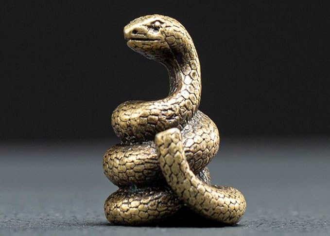 DMtse Brass Mini Antique Snake Statue Incense Holder Burner Ornaments Meditation Serene Statue Figurine Collectible Gift