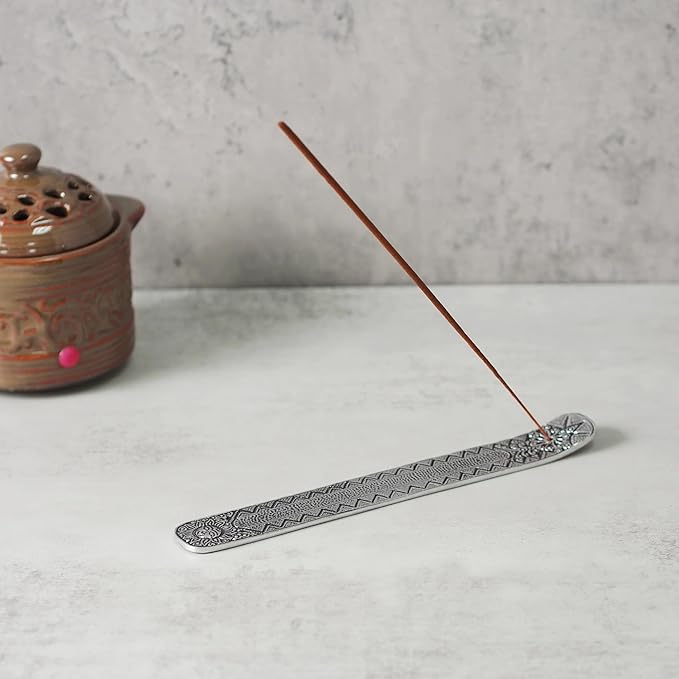 Hosley Antique Silver Aluminium Incense Holders. Set of 1, Each 9.5-Inch-Long Holder, Rich Antique Silver Finish Adding Rustic Charm to Any Room, Perfect for Home Ambiance and Décor