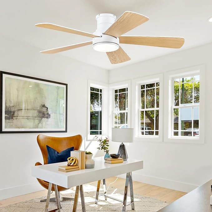 Hounberi 52 Inch Flush Mount Ceiling Fan with Lights and Remote, Modern Quiet DC Motor Low Profile Ceiling Fan for Low Ceilings, 5 Reversible Blades, 6 Speeds Dimmable, Indoor Outdoor Bedroom, White