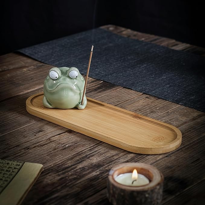 Incense Burner with Tray Ceramic Frog Incense Hloder Mini Funny Animal Statue Home Stick Incense Burner