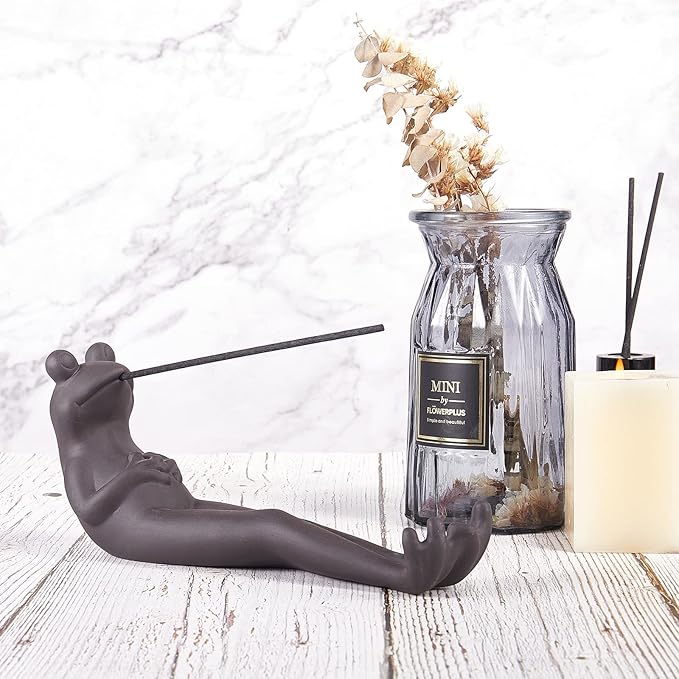 Frog Incense Holder Handmade Ceramic Incense Stick Holder Cute Frog Burner Holder Modern Aromatherapy Ornament for Meditation Yoga Home Living Room Office Decor