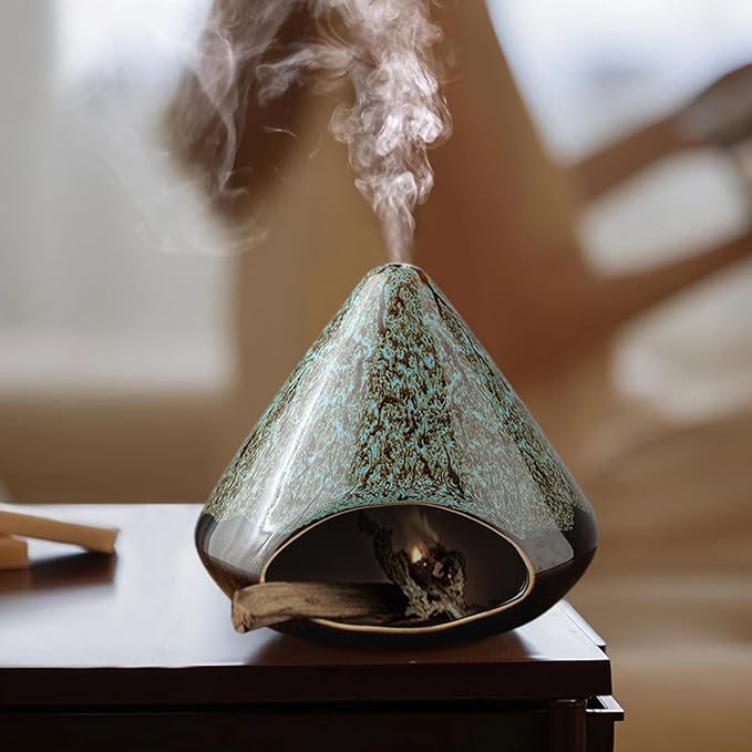 Handcrafted Ceramic Palo Santo Holder – Artistic Incense Burner for Meditation, Viridis Mindfulness & Zen Home Decor – Wabi-Sabi Style Cone Sculpture, Gift for Yoga, Relaxation & Aromatherapy