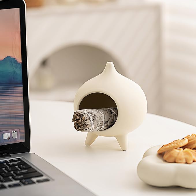 Handmade Ceramic Palo Santo Holder – Suitable for Burning Sage & Palo Santo - Mini Chimenea-Style Burner, an Incense Burner for Spiritual Meditation, Yoga or Home Decoration