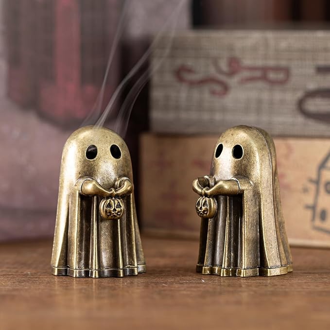 Cute Ghost Incense Holder,Halloween Incense Cone Burner Ornaments,for Yoga Spa Meditation, Incense Smokers and Decoration,Carrying Pumpkin Model,1 Piece.