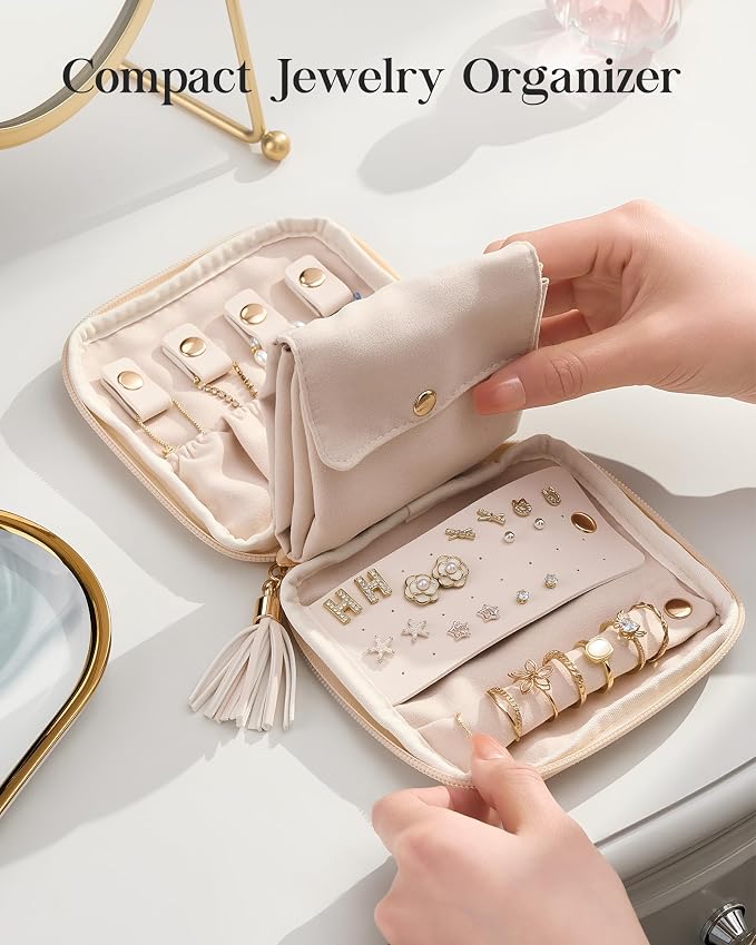Lolalet Travel Jewelry Case Organizer, Soft Jewellery Pouch -Cloud White | Storage Bag for Traveling Women, with Multi Compartments for Packing Necklaces, Earrings, Bracelets