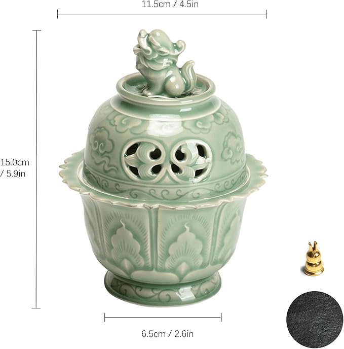 Zen-Style Incense Burner (Celadon), Ceramic Incense Holder Featuring a Lion Sculpture, Adorned with Cloud Patterns and a Buddha Light Decoration, Elegant Chinese Incense Burner for Home Décor (Green)
