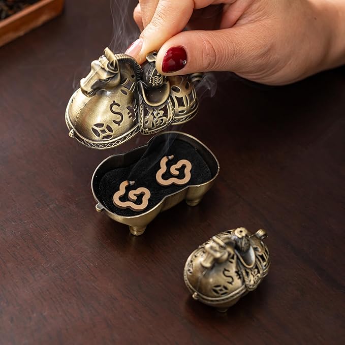 Gallop Toward Prosperity: Alloy Horse Incense Burner Holder-2-in-1 Stick & Coil Incense Tray,Feng Shui Home Decor for Meditation,Yoga,Office (Large)