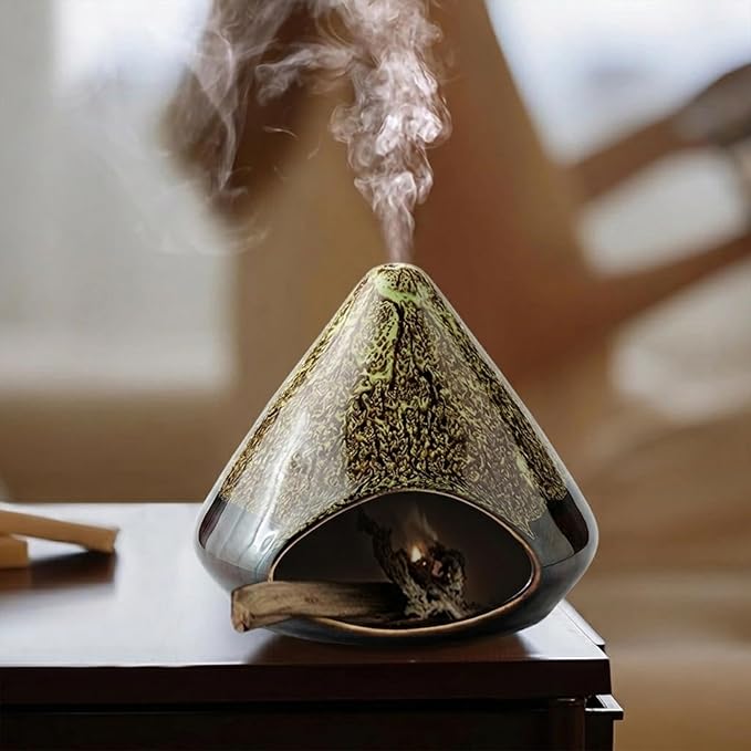 Handcrafted Ceramic Palo Santo Holder –Artistic Incense Burner for Meditation, Mindfulness & Zen Home Decor – Wabi-Sabi Style Cone Sculpture, Relaxation & Aromatherapy-Gift for Yoga (Green)