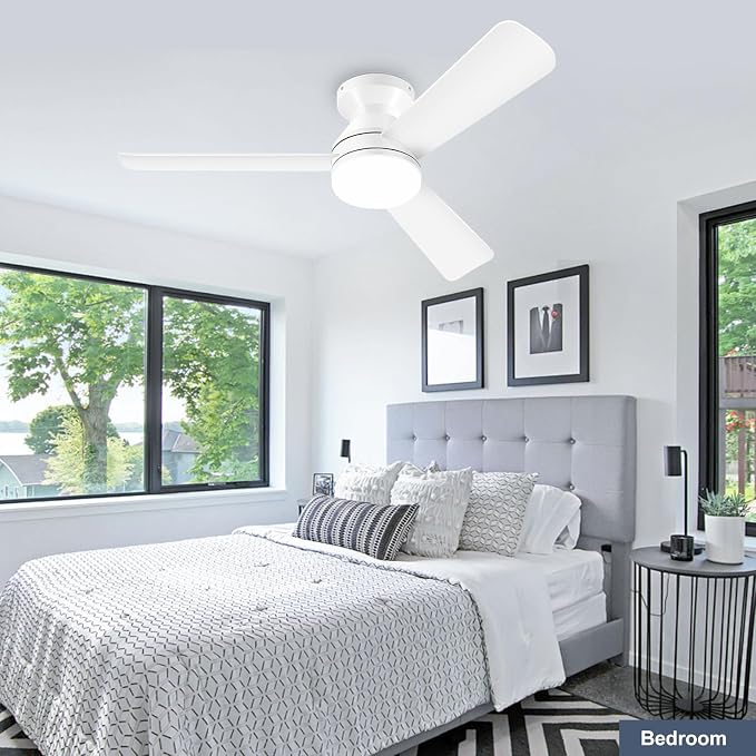 Ceiling Fans with Lights - 42 Inch Low Profile Ceiling Fan with Light and Remote Control, Reversible, 3CCT Dimmable, Noiseless, White Small Flush Mount Ceiling Fan for Bedroom Indoor/Outdoor