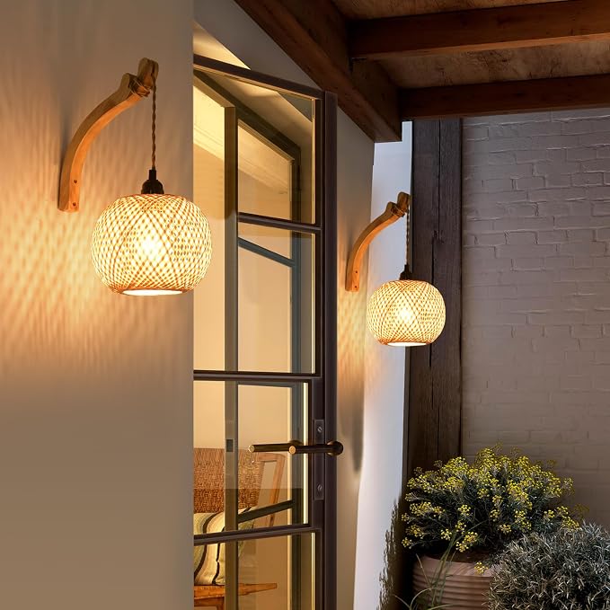 Plug in Wall Sconce,Farmhouse Wicker Wall Lamp Plug in,Hand Woven Rattan Wall Light Farmhouse Rustic Boho Sconces Wall Lighting for Living Room Bedroom