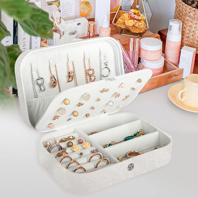Hatori Travel Jewelry Box, PU Leather Small Jewelry Organizer for Women Girls, Double Layer Portable Mini Travel Case Display Storage Holder Boxes for Stud Earrings, Rings (Glitter White)