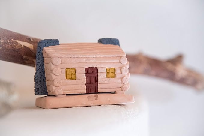 Incienso de Santa Fe - Log Cabin Natural Wood Incense Burner, Includes 20 Piñon Incense Bricks