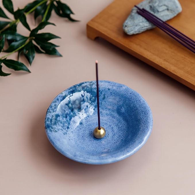 Asayu Japanese Small Incense Holder for Sticks 4.88 inch (124mm), Traditional Made in Japan Ceramic Ash Catcher and Brass Incense Burner Set - Blue