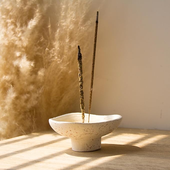 Handmade Rustic Terracotta Incense Holder, Wabi‑sabi Ceramic Palo Santo& Sage Sticks Bowl, Minimalist & Retro Blow, A Spiritual Decor for Yoga&Meditation (Off-White)