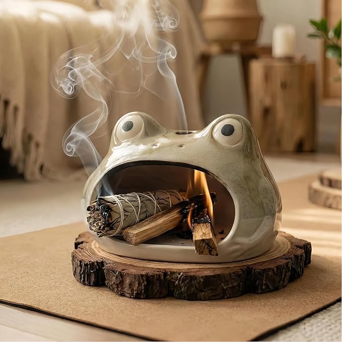 Handmade Ceramic Palo Santo Holder – Suitable for Burning Sage & Palo Santo - Mini Chimenea-Style Burner, an Incense Burner for Spiritual Meditation, Yoga or Home Decoration